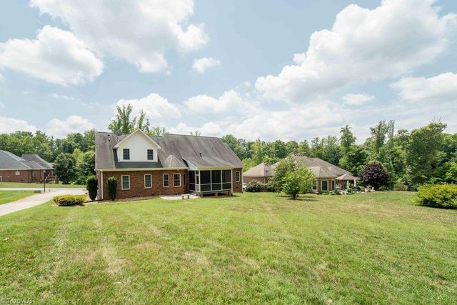 6623 Aspen Forest Lane, Walkertown, NC 27051