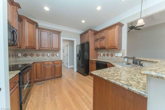 6623 Aspen Forest Lane, Walkertown, NC 27051