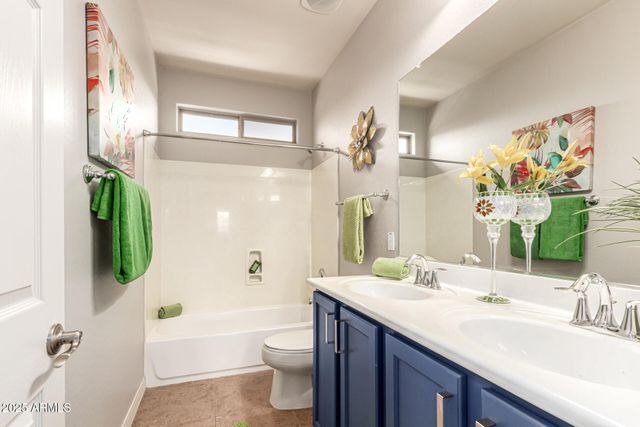 3445 E GRAND CANYON Drive, Chandler, AZ 85249