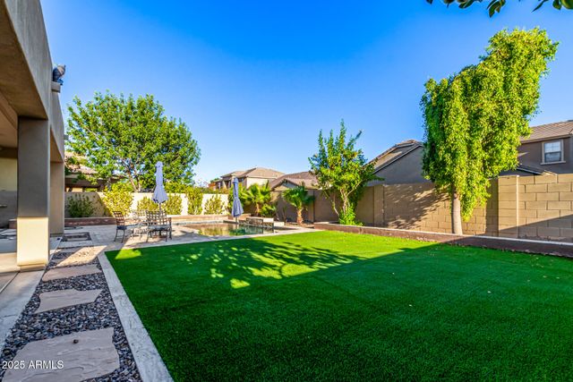3445 E GRAND CANYON Drive, Chandler, AZ 85249