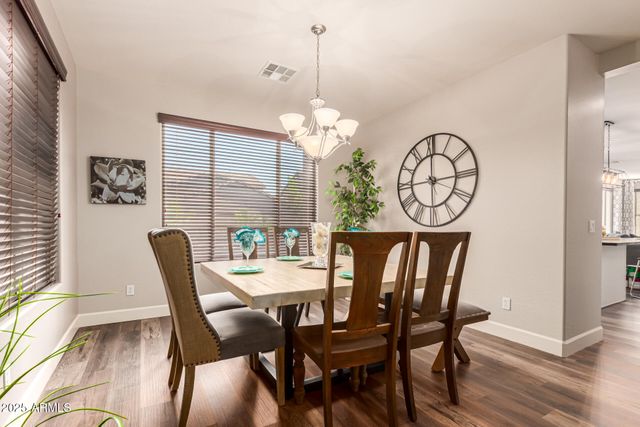 3445 E GRAND CANYON Drive, Chandler, AZ 85249