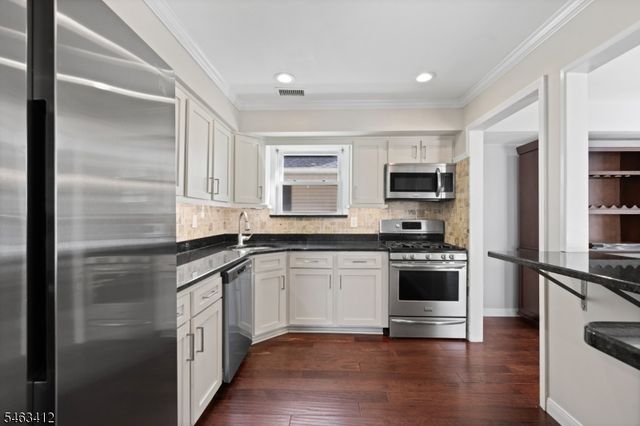 25 Shelly Rd, Old Bridge Twp., NJ 08857