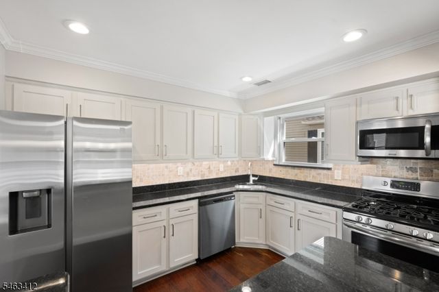 25 Shelly Rd, Old Bridge Twp., NJ 08857