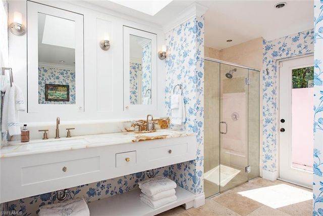 4875 Whispering Pine WAY, Naples, FL 34103