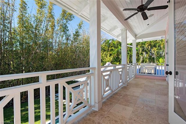 4875 Whispering Pine WAY, Naples, FL 34103