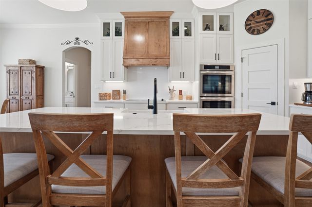 2036 Downslope Lane, Weatherford, TX 76087