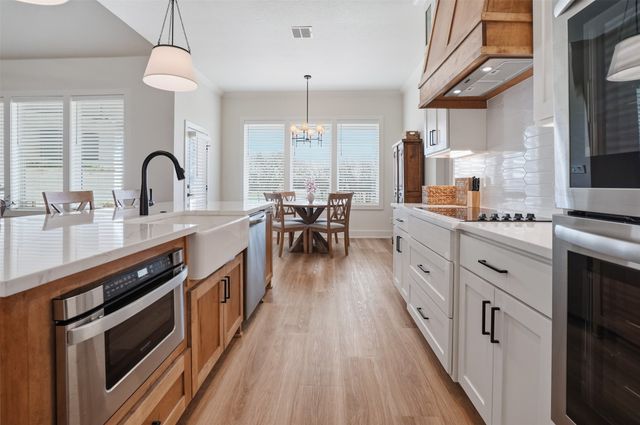 2036 Downslope Lane, Weatherford, TX 76087