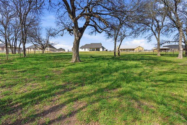 2036 Downslope Lane, Weatherford, TX 76087
