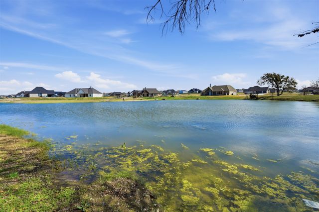 2036 Downslope Lane, Weatherford, TX 76087