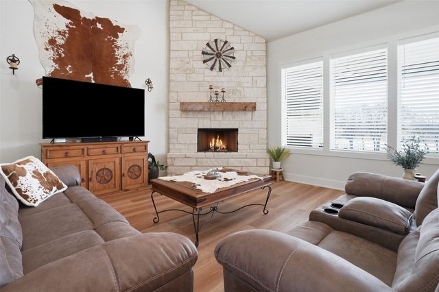 2036 Downslope Lane, Weatherford, TX 76087