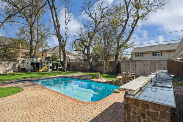 6119 Ella Lee Lane, Houston, TX 77057