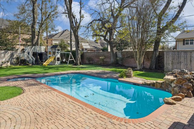 6119 Ella Lee Lane, Houston, TX 77057