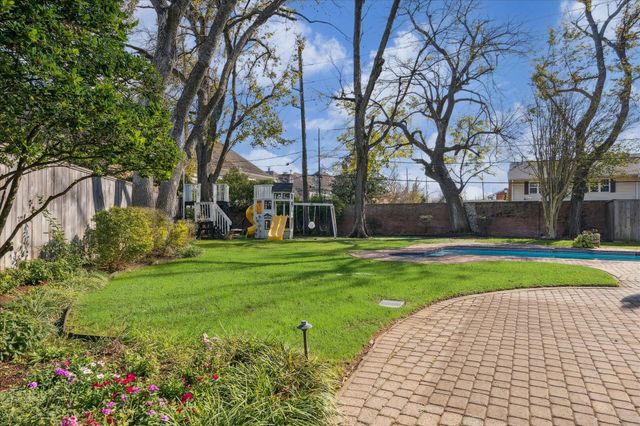 6119 Ella Lee Lane, Houston, TX 77057