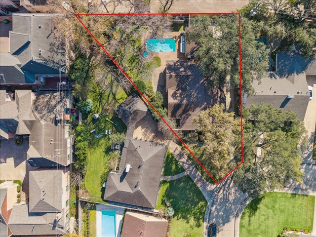 6119 Ella Lee Lane, Houston, TX 77057