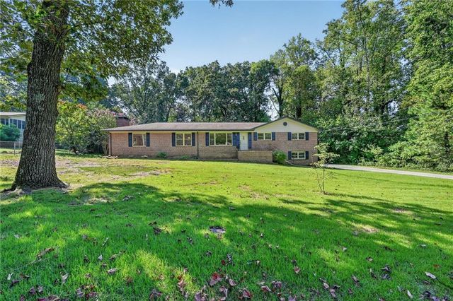 1920 Sierra Drive, Marietta, GA 30062