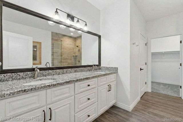 13138 Harbor Landings Drive 86, Fenton Charter Township, MI 48430