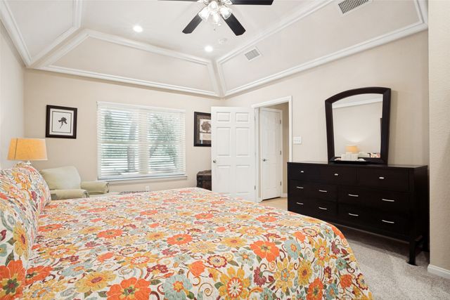 222 Hart Court, Runaway Bay, TX 76426