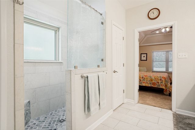 222 Hart Court, Runaway Bay, TX 76426