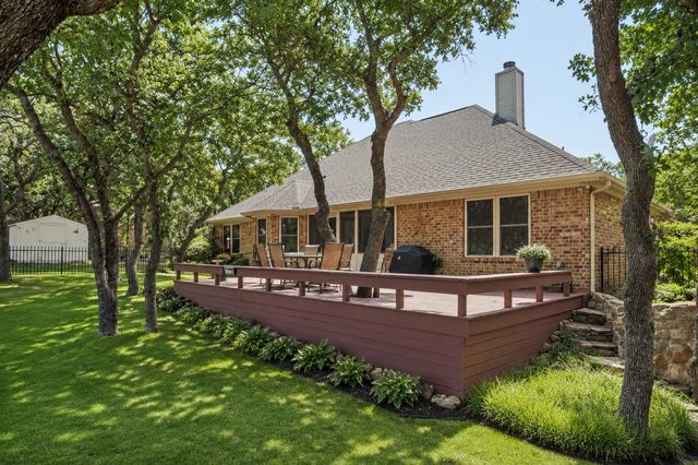 222 Hart Court, Runaway Bay, TX 76426