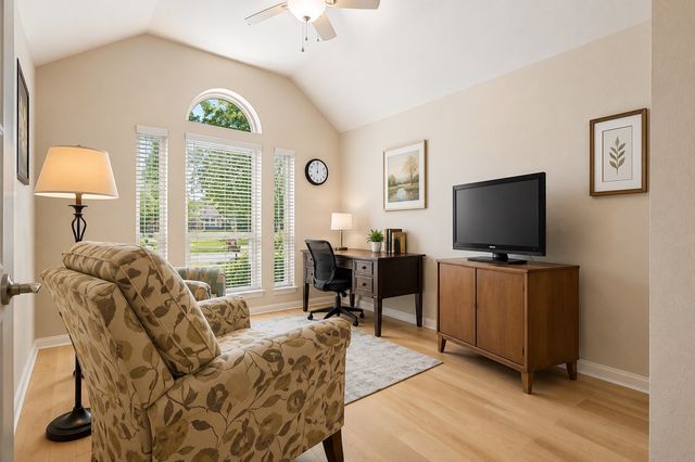 222 Hart Court, Runaway Bay, TX 76426