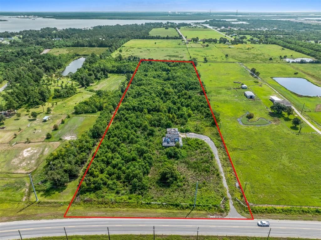 7483 S LA 27 Highway, Sulphur, LA 70665