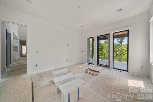 148 Reserve Way, Hendersonville, NC 28739