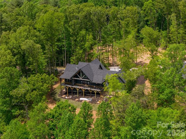 148 Reserve Way, Hendersonville, NC 28739