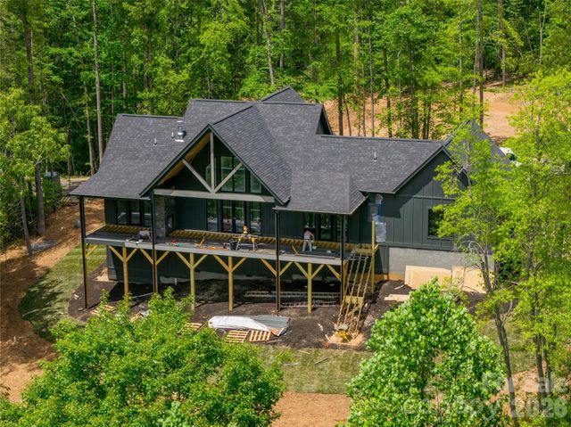 148 Reserve Way, Hendersonville, NC 28739