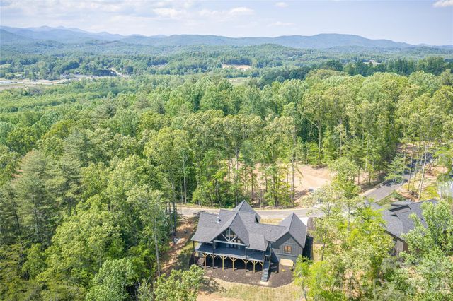 148 Reserve Way, Hendersonville, NC 28739