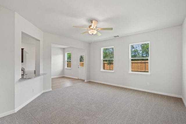 1402 Reiner Drive, Crandall, TX 75114