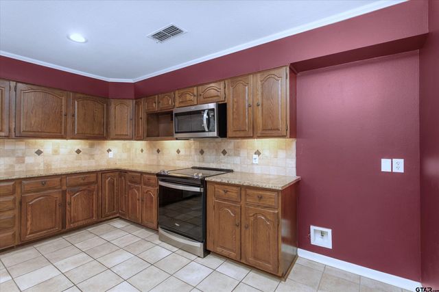 10308 CR 2188, Whitehouse, TX 75791