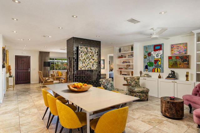 2200 E Acacia Road N, Palm Springs, CA 92262