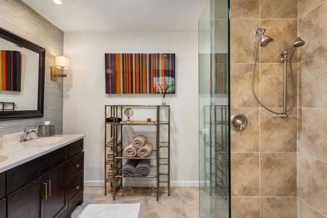 2200 E Acacia Road N, Palm Springs, CA 92262