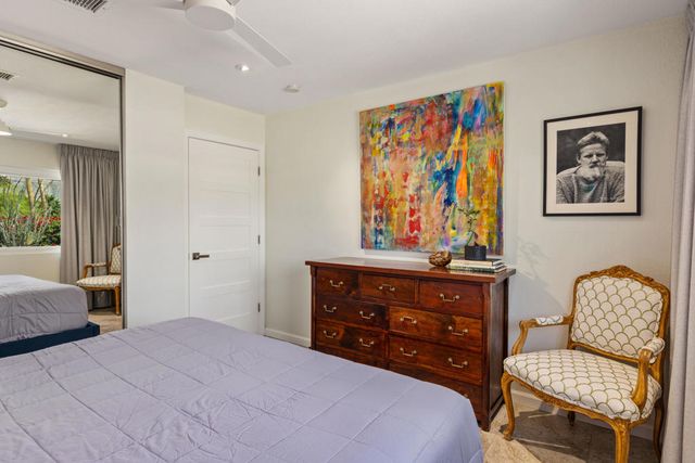 2200 E Acacia Road N, Palm Springs, CA 92262