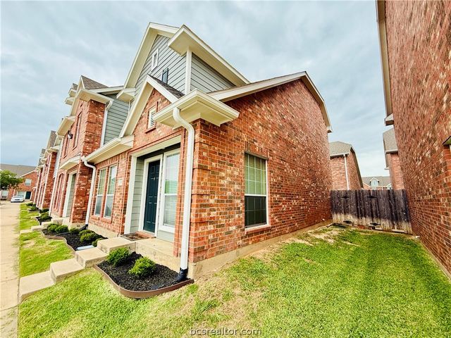 1001 Krenek Tap Road 1807, College Station, TX 77840
