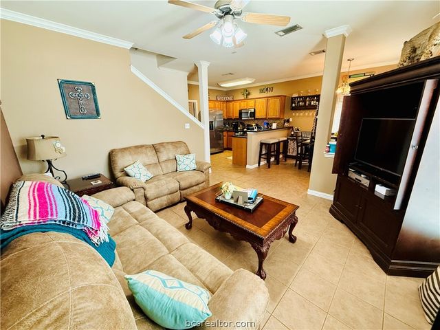 1001 Krenek Tap Road 1807, College Station, TX 77840
