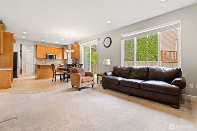 3808 Wildspitz Street SE, Lacey, WA 98503