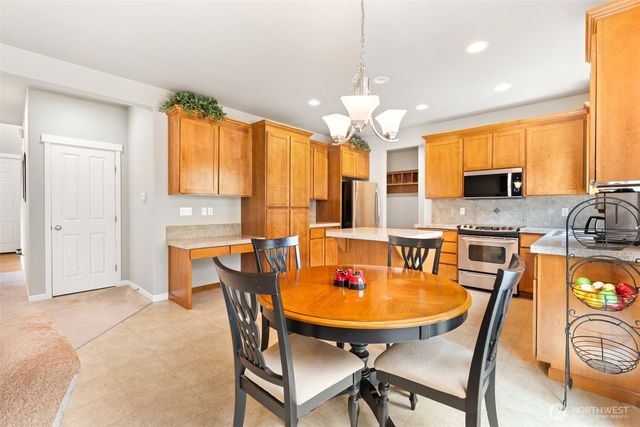 3808 Wildspitz Street SE, Lacey, WA 98503