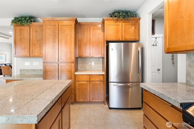3808 Wildspitz Street SE, Lacey, WA 98503