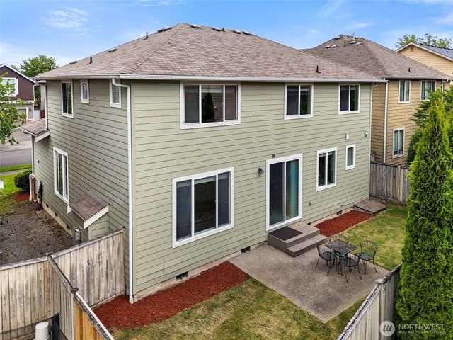 3808 Wildspitz Street SE, Lacey, WA 98503