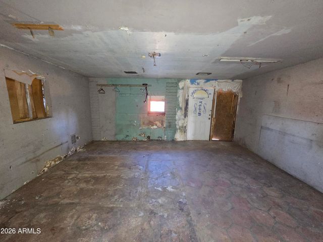 1324 W PECAN Road, Phoenix, AZ 85041