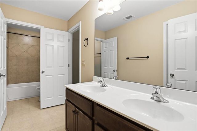 1836 Heritage Pass, Milton, GA 30004