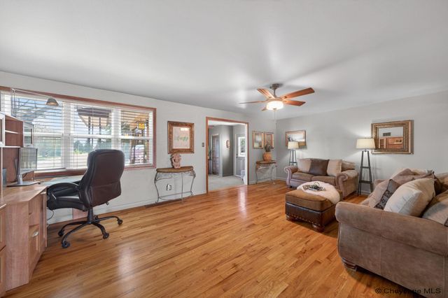 2744 DEMING BLVD, Cheyenne, WY 82009