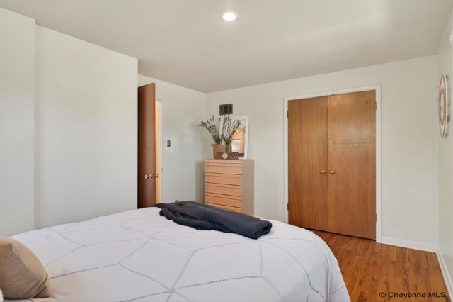2744 DEMING BLVD, Cheyenne, WY 82009