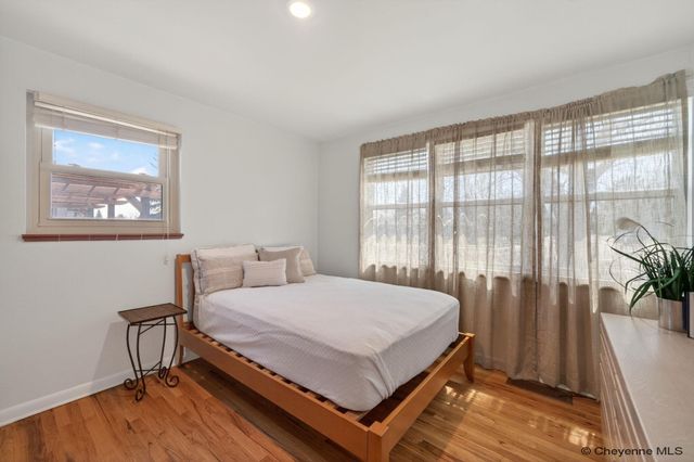 2744 DEMING BLVD, Cheyenne, WY 82009