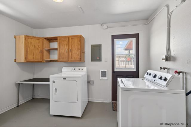 2744 DEMING BLVD, Cheyenne, WY 82009