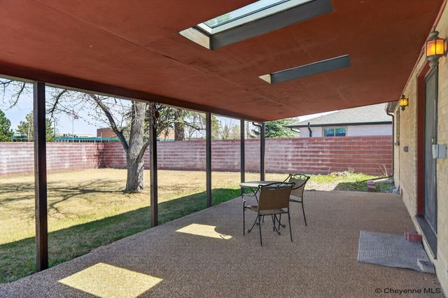 2744 DEMING BLVD, Cheyenne, WY 82009