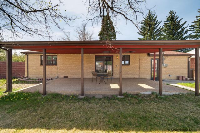 2744 DEMING BLVD, Cheyenne, WY 82009