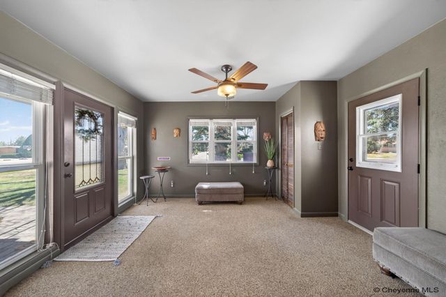2744 DEMING BLVD, Cheyenne, WY 82009