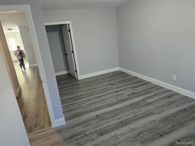 25592 Cloie Drive, Warren, MI 48089